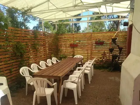 Casa 3 ambientes con 1 baño