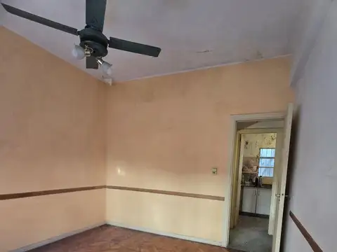 Depto Tipo Casa en Venta en Mataderos, USD 99.900