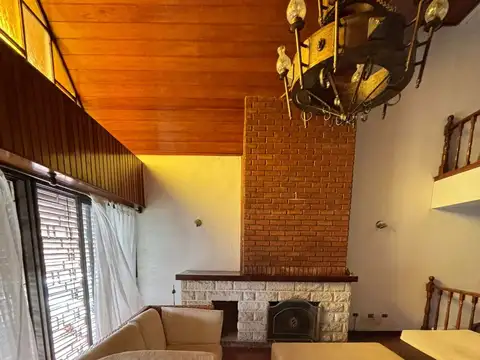 Casa en Venta en Banfield, USD 440.000