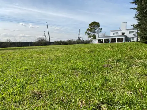 Terreno a la venta en San Diego Country Club Moreno Zona Oeste