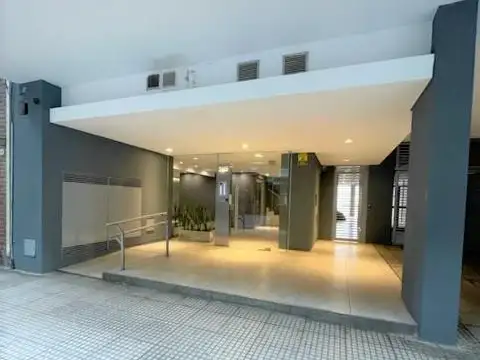 2 Amb al  frente  piscina sum cochera cubierta AIRE acond