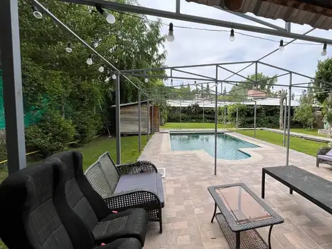 Casa en Venta en General Fernández Oro 