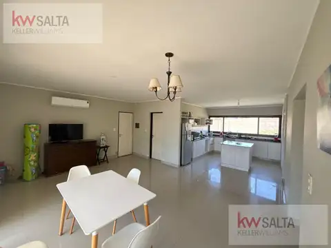 Casa en Venta en Praderas De San Lorenzo, USD 285.000
