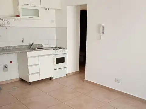 Presidente Peron 1200, Piso 2