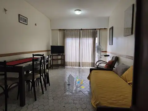 Venta – Departamento 2 Ambientes con balcón al frente