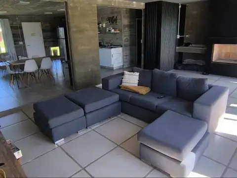 Casa en Venta en Puerto Del Aguila, USD 200.000