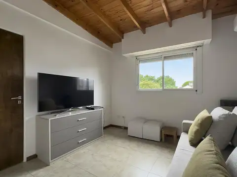 Depto Tipo Casa en Venta de 3 dormitorios