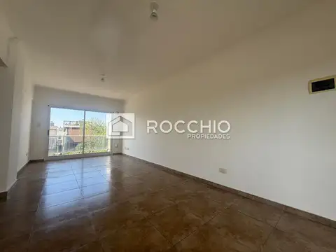 Departamento en Venta en Jose Leon Suarez, USD 95.000