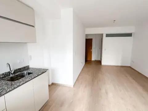 Avenida Coronel Esteban Bonorino 100