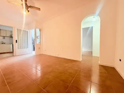 Depto Tipo Casa en Venta de 2 ambientes