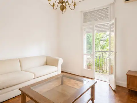 Depto Tipo Casa 5 ambientes con 2 baños