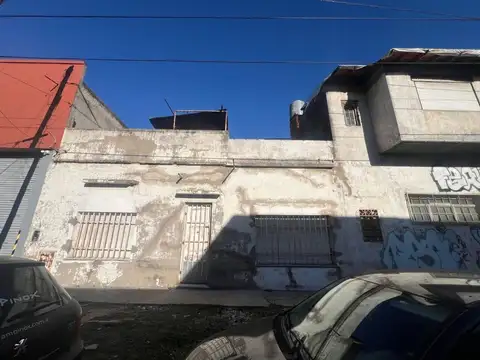 LOTE CON VIVIENDA Y GALPÓN VENTA VILLA LYNCH