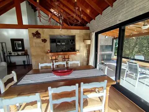 Casa en Alquiler 25 años