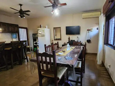 Depto Tipo Casa en Venta 40 años
