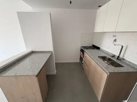 Departamento en Alquiler en Floresta, $ 600.000