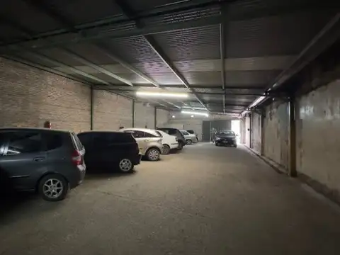 Galpon en Alquiler en Refinerías, $ 2.000.000