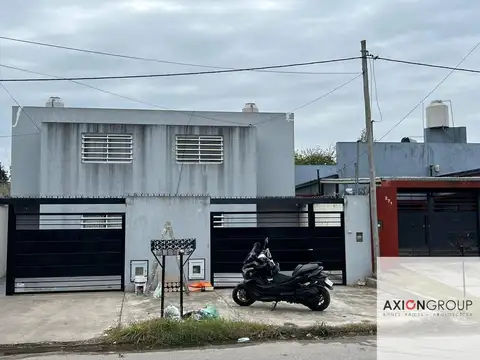 141 E/529 y 530-Dúplex de 3 dormitorios con cochera y parque 200