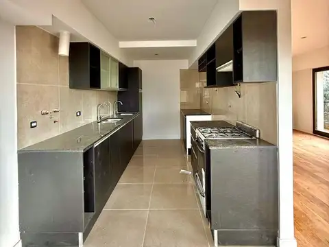 Departamento 4 ambientes con 2 baños