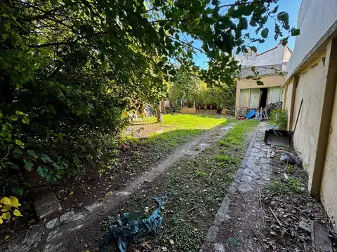 VENTA CASA PALOMAR A REFACCIONAR 3 AMBIENTES