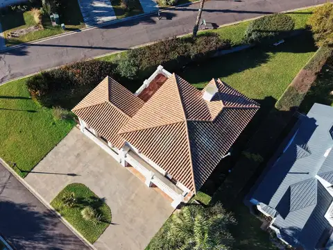 Casa en Alquiler de 3 dormitorios