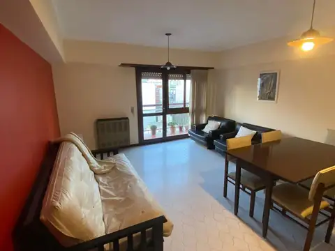 ALQUILO DEPARTAMENTO DOS AMBIENTES AL FRENTE CON MUEBLES