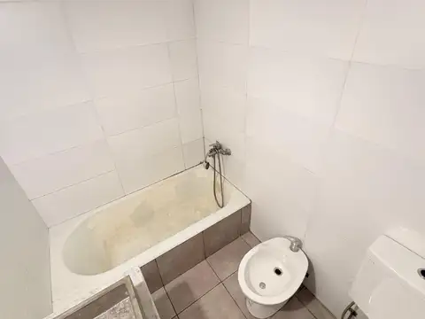 Depto Tipo Casa 4 ambientes con 1 baño