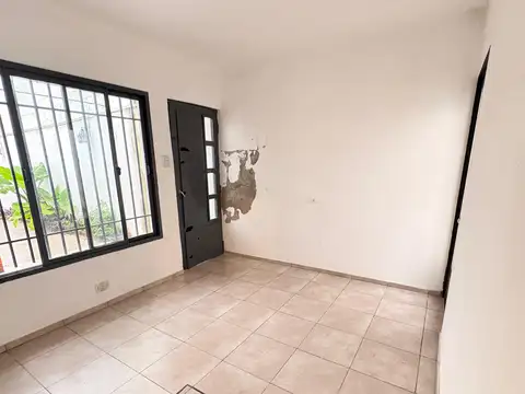 Depto Tipo Casa en Venta en Barrio San Pedro, USD 109.000