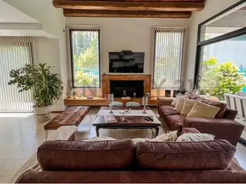 Casa en Venta de 4 dormitorios