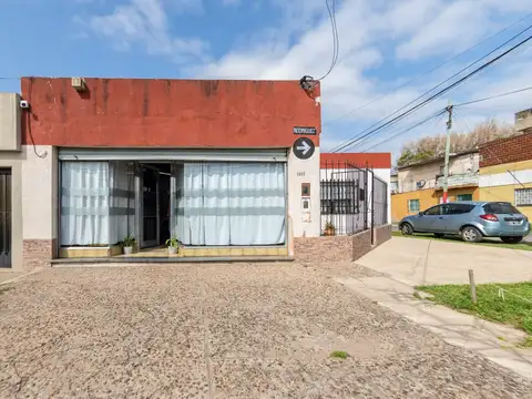 Casa 5 ambientes con 1 baño