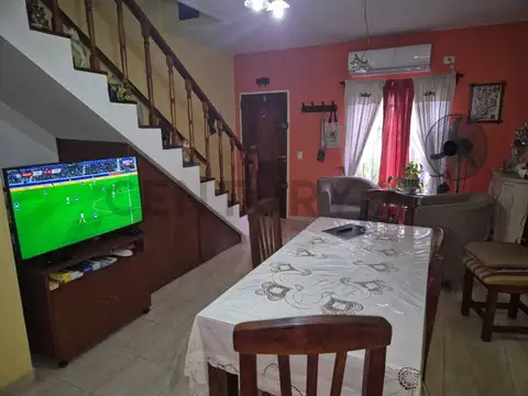 VENTA DUPLEX 3 AMBIENTES Y PLAYROOM - MONTE GRANDE