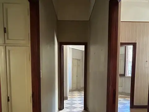 Casa 5 ambientes con 1 baño