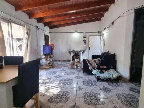Depto Tipo Casa 3 ambientes con 1 baño