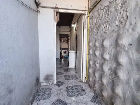 VENTA PH 3 ambientes con jardín y terraza.