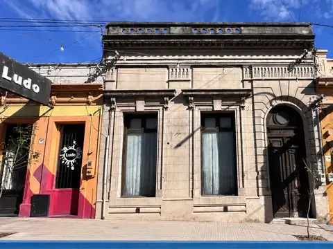 Casa con gran potencial de reciclaje.