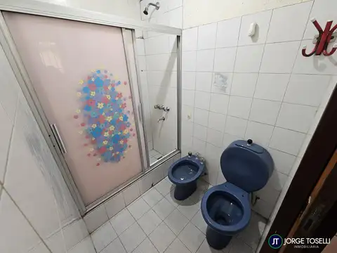 Depto Tipo Casa en Venta 70 años