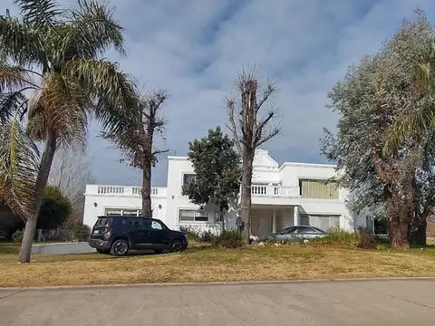 Importante Mansiòn de estilo en Boca Raton usd 600.000.-