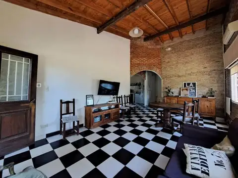Casa en Venta en Paso Del Rey, USD 94.000