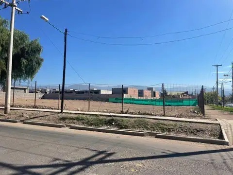 Terreno en Venta en Godoy Cruz, USD 250.000
