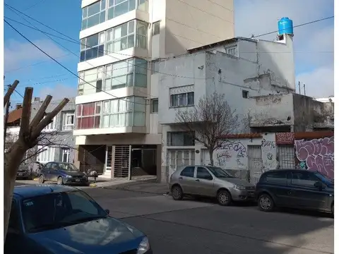 Semipiso 2 ambientes a la calle