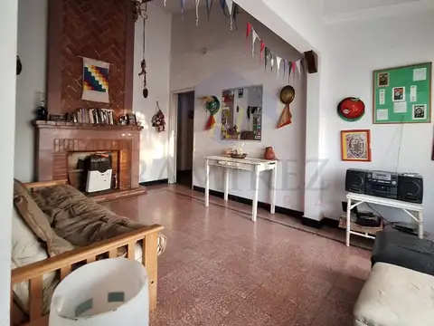 Casa en Venta con 1 cochera