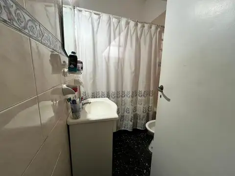 Depto Tipo Casa 4 ambientes con 2 baños