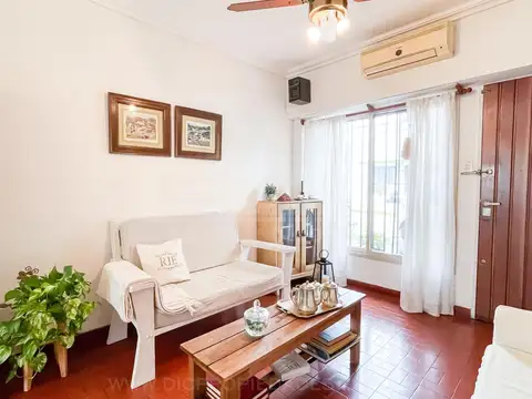 Casa 4 ambientes con 1 baño