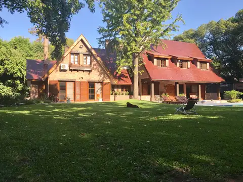 Impecable Casa en Venta en La Horqueta - San Isidro