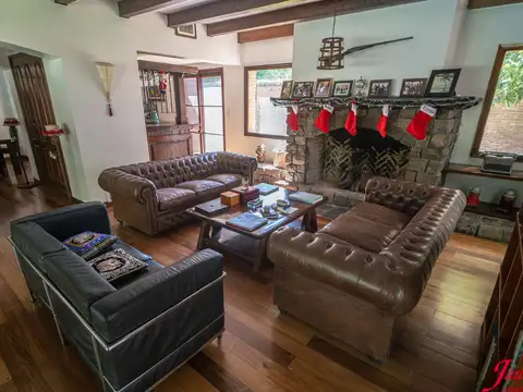 Casa en Venta de 5 dormitorios