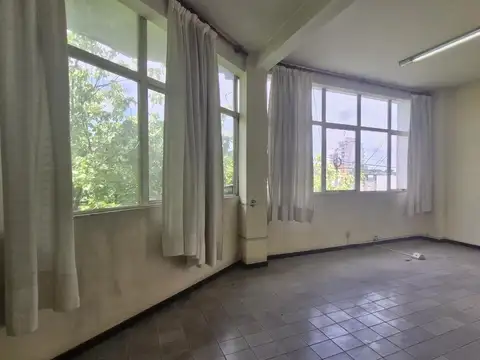 Ituzaingo  al 600