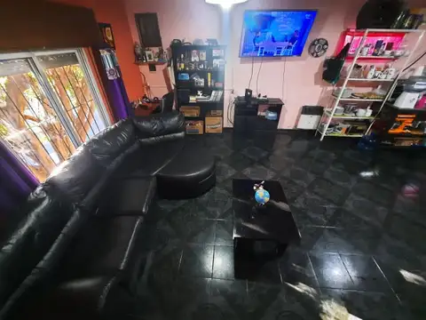 DOS CASAS AL PRECIO DE UNA - EXCELENTE OPORTUNIDAD DE INVERSIÓN