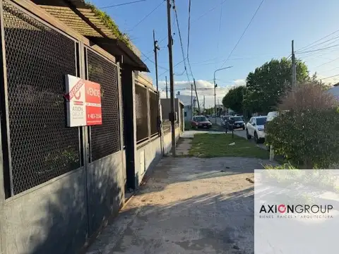 Casa en venta c/ cochera en Berisso