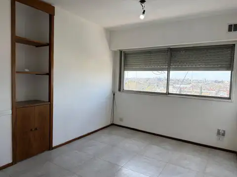 Avenida Ramón Franco 6200