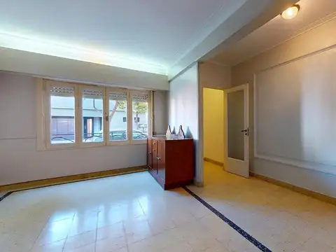 Casa 6 ambientes con 1 baño