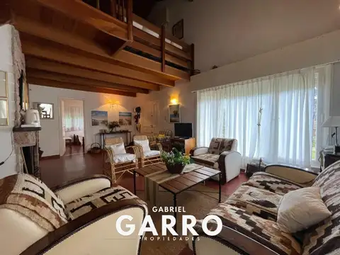 Casa en Alquiler Temporal con 5 cocheras